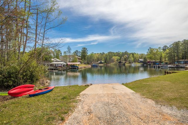 153 Whisper Trace, Tallassee, AL 36078