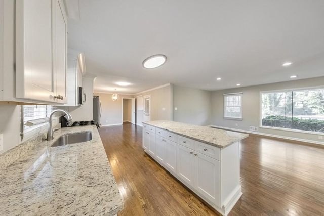 909 Rosedale Drive, Marietta, GA 30066