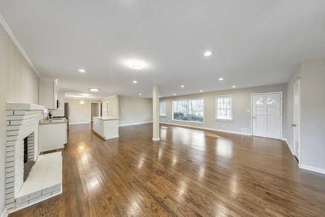 909 Rosedale Drive, Marietta, GA 30066