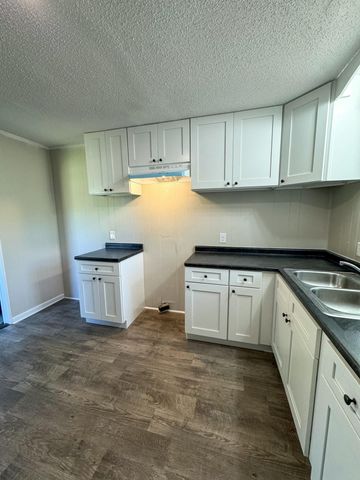 89 Camelia Street, Barnwell, SC 29812