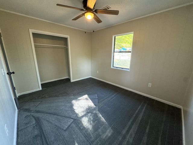 89 Camelia Street, Barnwell, SC 29812