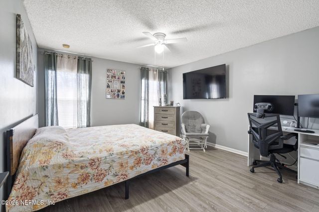 6780 GENTLE OAKS Drive, Jacksonville, FL 32244