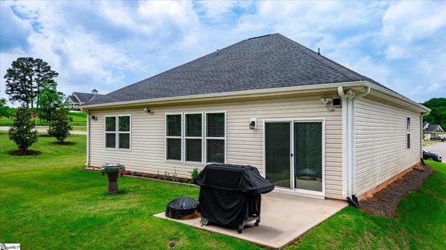 408 Oakton Drive, Greer, SC 29651