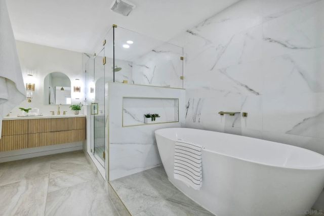 3380 Trumbull St, San Diego, CA 92106