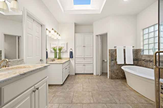 2929 Cedar Crest CIR, Round Rock, TX 78665
