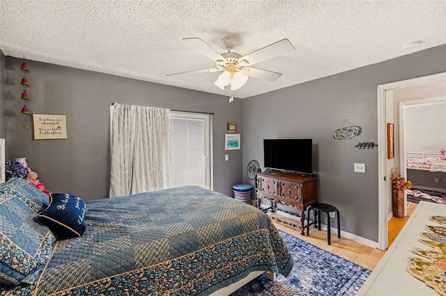 1934 29TH AVENUE N, St Petersburg, FL 33713