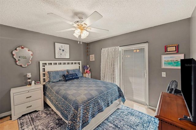 1934 29TH AVENUE N, St Petersburg, FL 33713