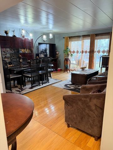 100 Deborah Lane A19, Wheeling, IL 60090