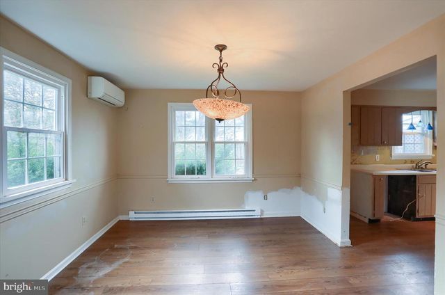 904 THORNWOOD LN, Carlisle, PA 17013