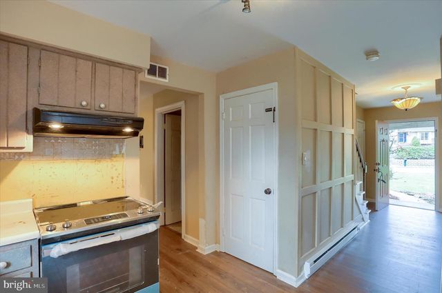 904 THORNWOOD LN, Carlisle, PA 17013