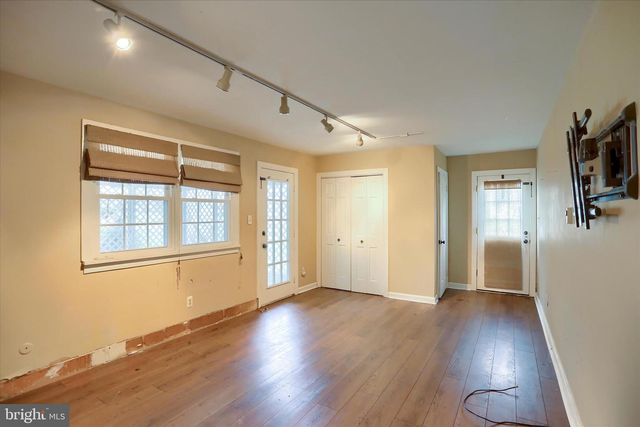 904 THORNWOOD LN, Carlisle, PA 17013