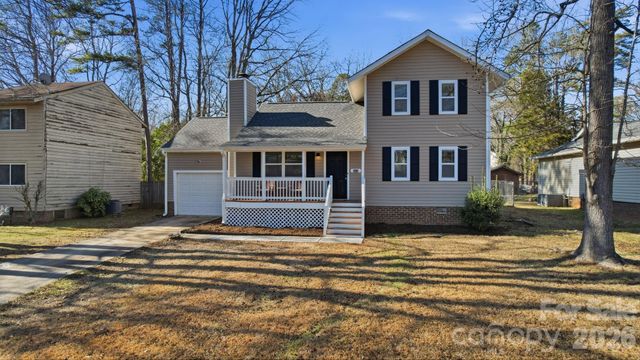 5019 Rolling Oak Lane, Charlotte, NC 28227
