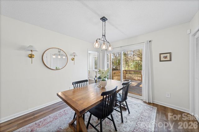 5019 Rolling Oak Lane, Charlotte, NC 28227