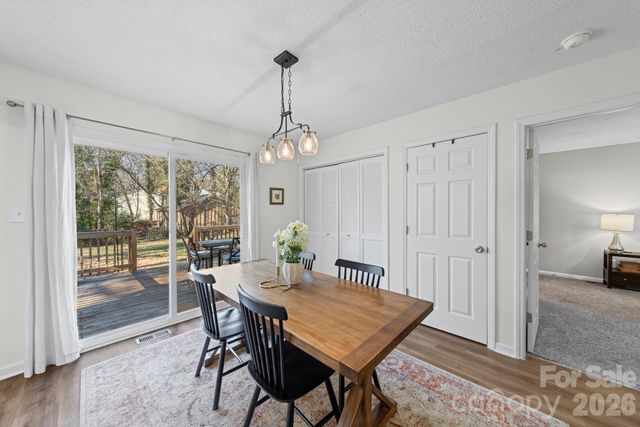 5019 Rolling Oak Lane, Charlotte, NC 28227