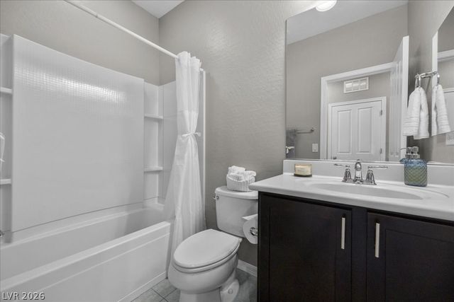 5532 Bristol Grove Lane, Las Vegas, NV 89135