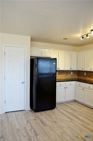 2105 Merle Drive, Copperas Cove, TX 76522