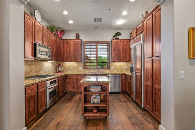 20704 N 90th Place 1004, Scottsdale, AZ 85255