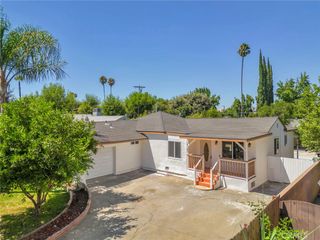 19143 19145 Jovan Street, Tarzana, CA 91335