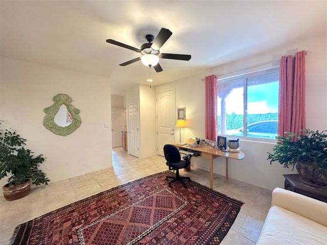 20 Via Bella, Santa Fe, NM 87507