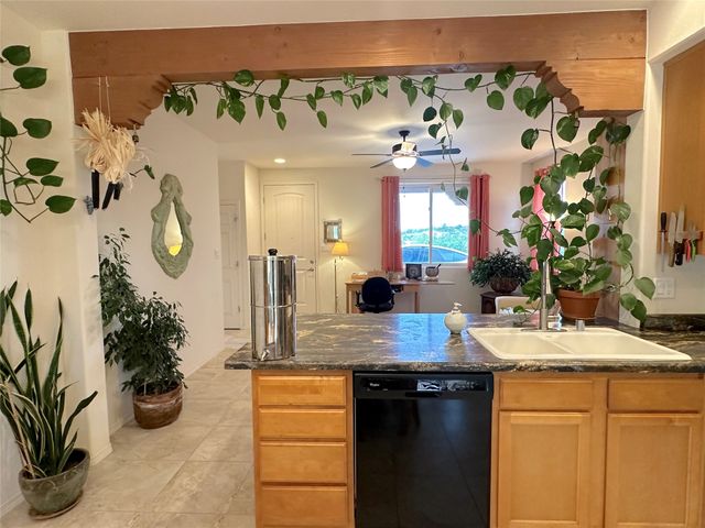 20 Via Bella, Santa Fe, NM 87507