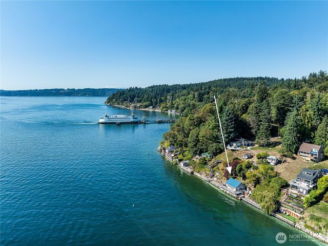 13037 SW Bachelor Road, Vashon, WA 98070