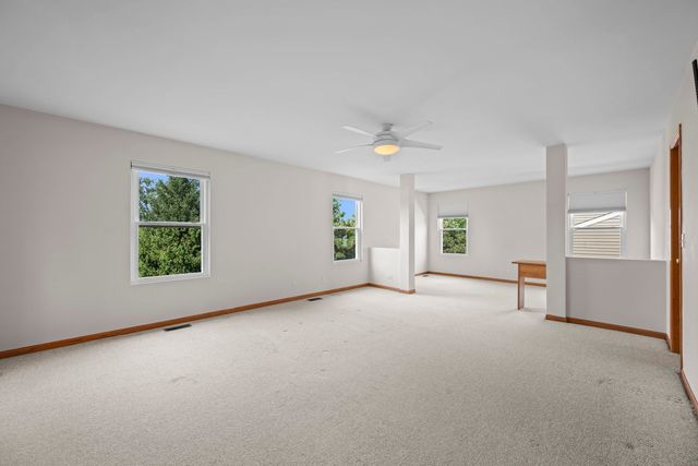 2072 Norwich Drive, Bartlett, IL 60103