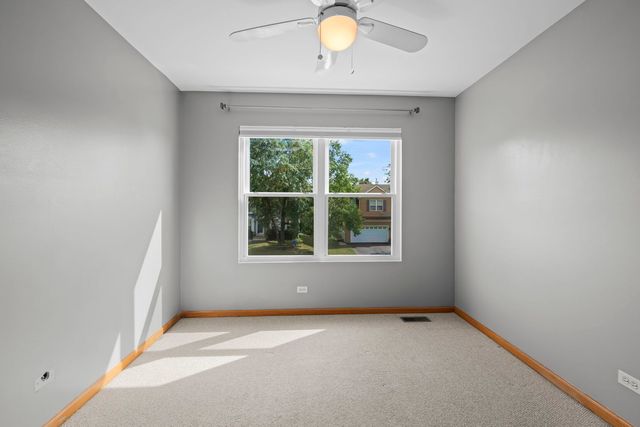 2072 Norwich Drive, Bartlett, IL 60103