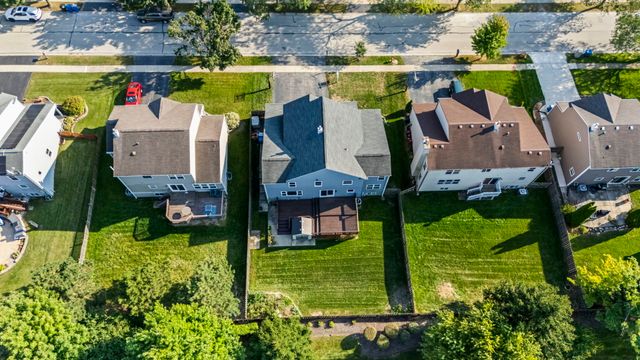 2072 Norwich Drive, Bartlett, IL 60103