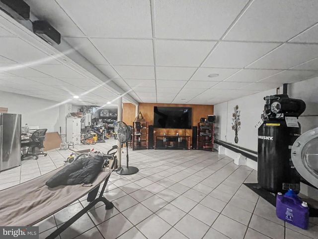 215 BROWNING LN, Brooklawn, NJ 08030