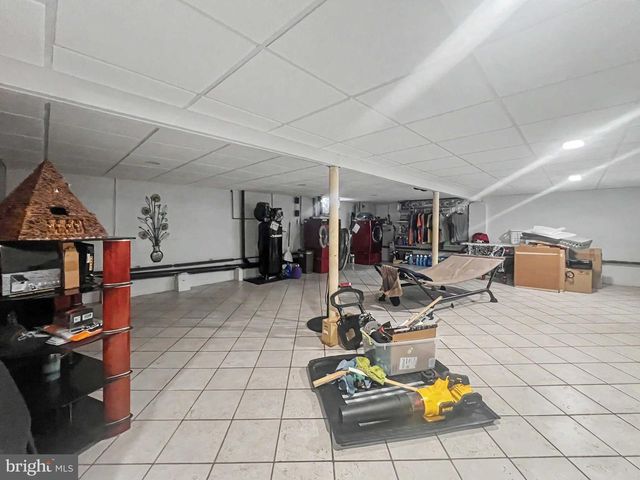 215 BROWNING LN, Brooklawn, NJ 08030