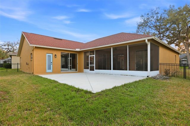 5114 TWIN CREEKS DRIVE, Valrico, FL 33596