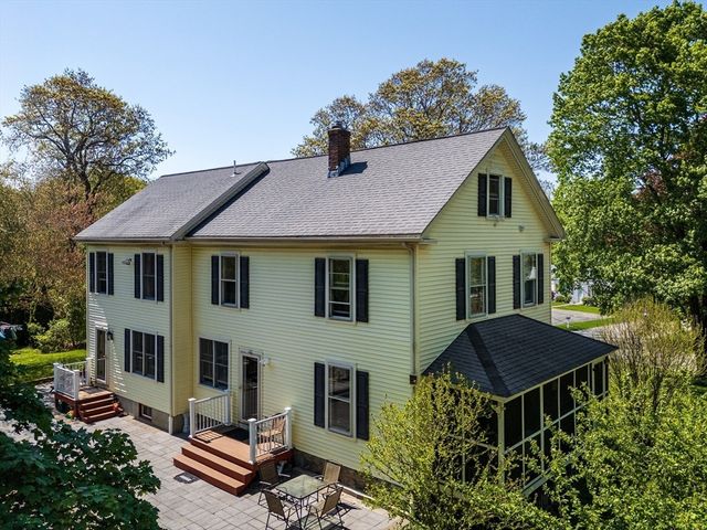 30 Warren Ave, Weston, MA 02493