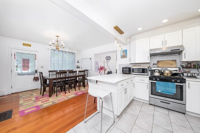 30 Warren Ave, Weston, MA 02493