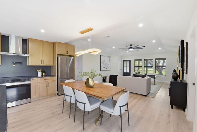 1011 Sycamore Road, Richmond, TX 77469