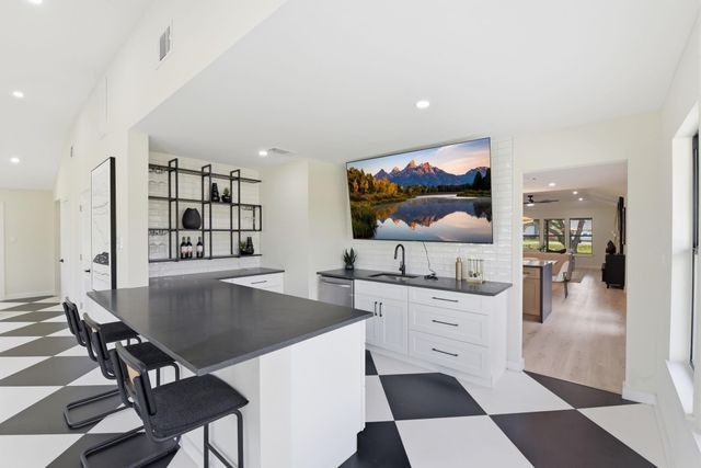 1011 Sycamore Road, Richmond, TX 77469