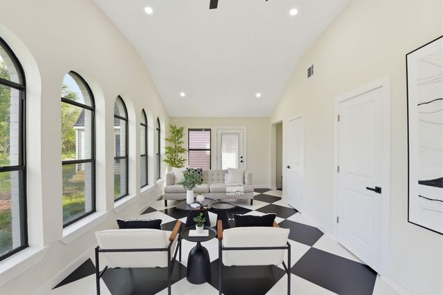 1011 Sycamore Road, Richmond, TX 77469