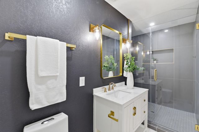 1011 Sycamore Road, Richmond, TX 77469