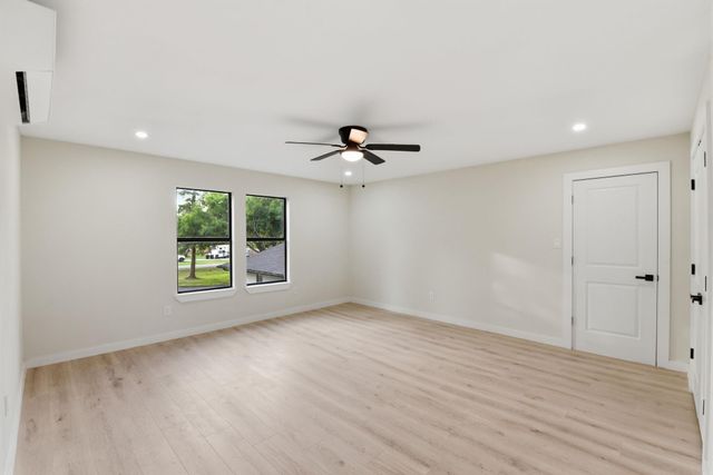 1011 Sycamore Road, Richmond, TX 77469