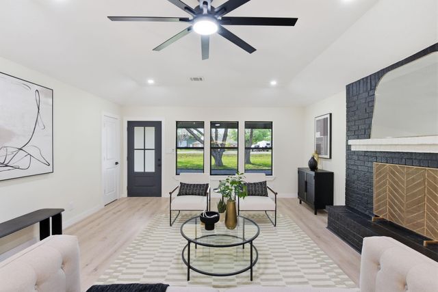 1011 Sycamore Road, Richmond, TX 77469