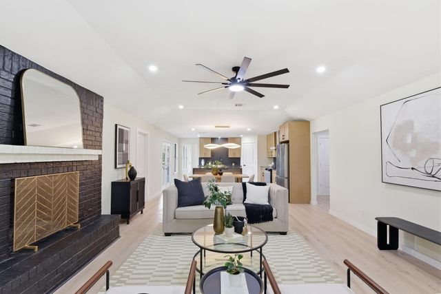 1011 Sycamore Road, Richmond, TX 77469