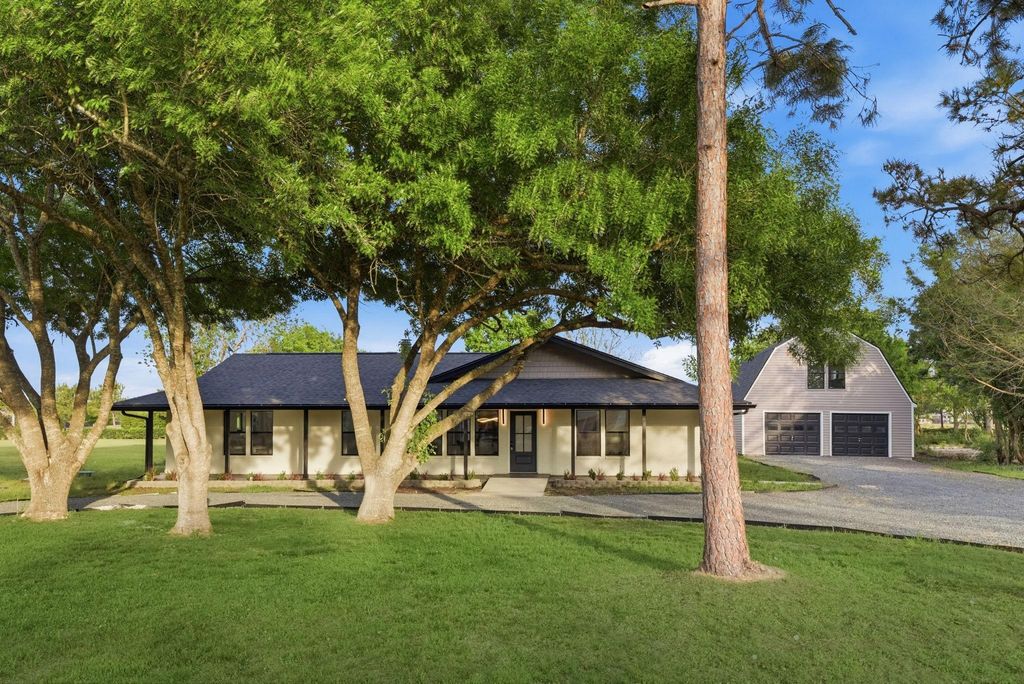 1011 Sycamore Road, Richmond, TX 77469