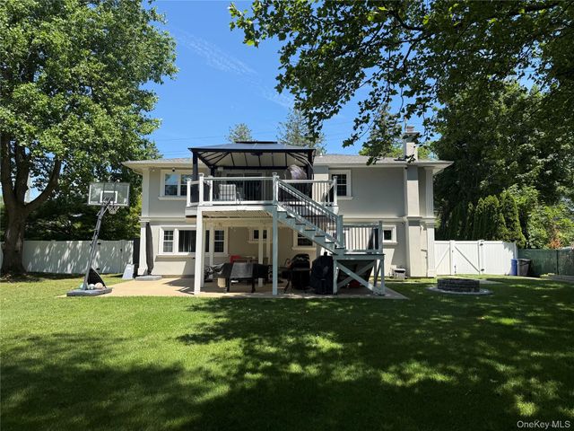1280 Church Street, Bohemia, NY 11716