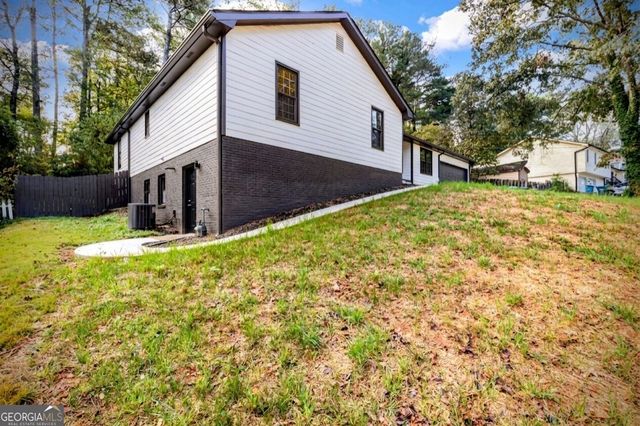 3846 Teresa Terrace SW, Lilburn, GA 30047