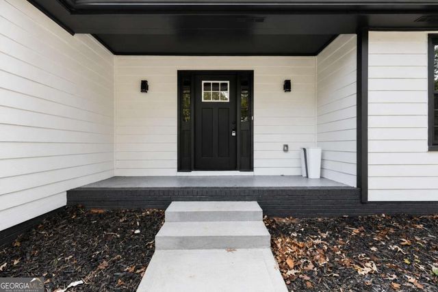 3846 Teresa Terrace SW, Lilburn, GA 30047