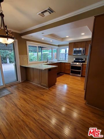 14662 Danberry Circle, Tustin, CA 92780
