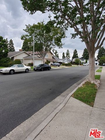 14662 Danberry Circle, Tustin, CA 92780