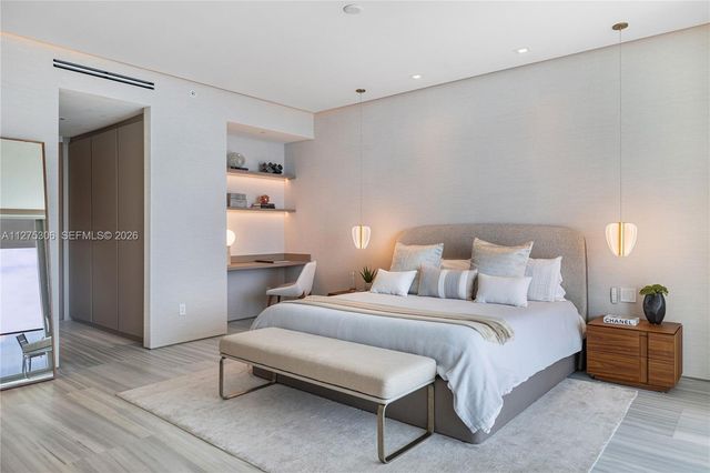 18975 E Collins Avenue 3802, Sunny Isles Beach, FL 33160