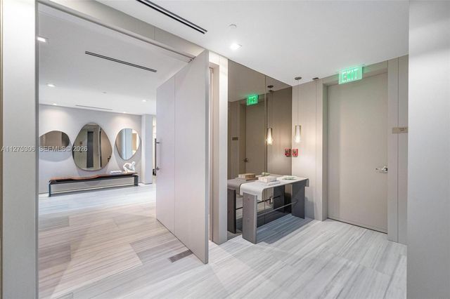 18975 E Collins Avenue 3802, Sunny Isles Beach, FL 33160