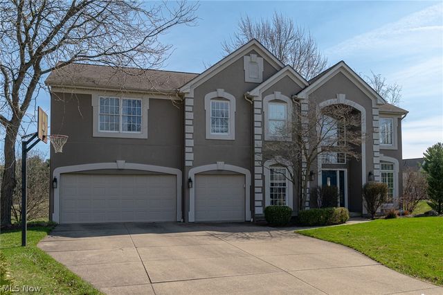 21711 Woodfield Trail, Strongsville, OH 44149