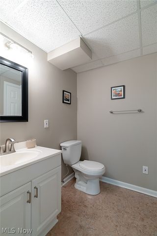 21711 Woodfield Trail, Strongsville, OH 44149